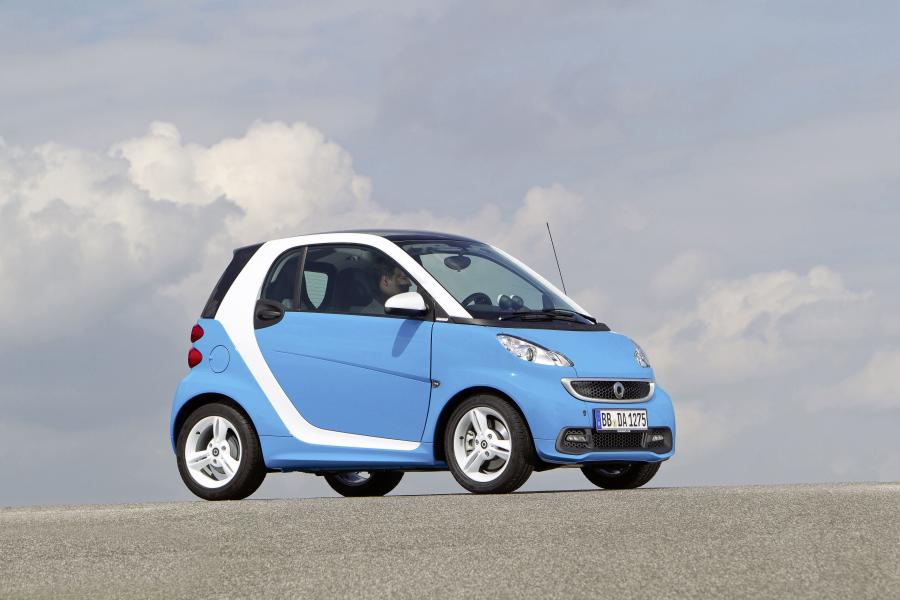  Smart ForTwo Edition Iceshine Coupe (C451) 2012 года  (фото 1 из 24)